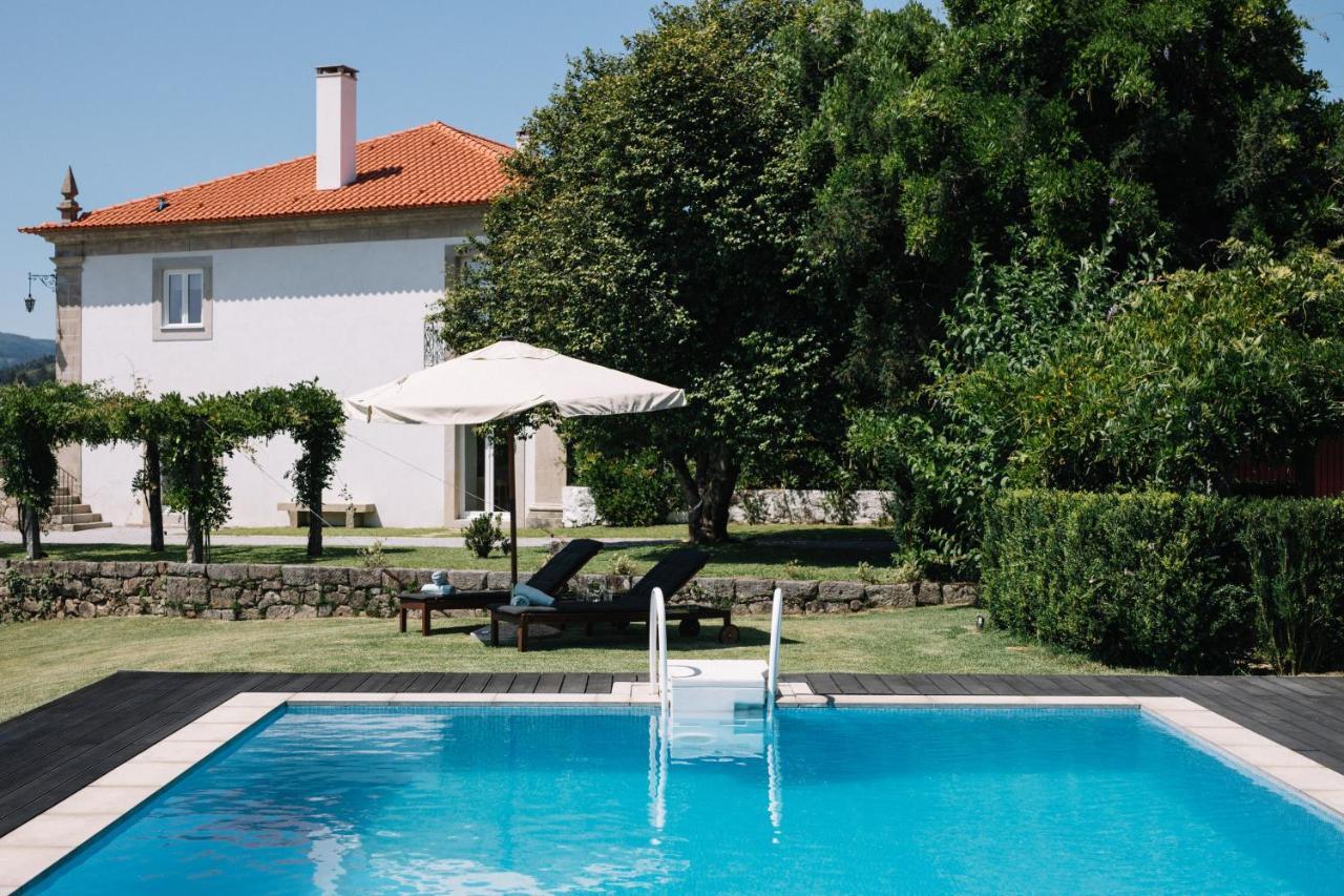 Linden Tree House A And B Caldelas Exterior foto