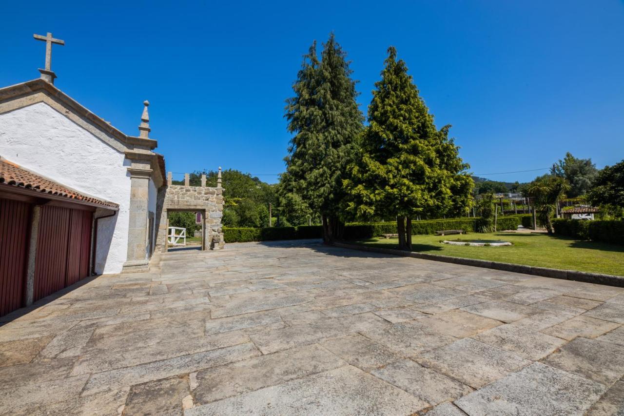 Linden Tree House A And B Caldelas Exterior foto