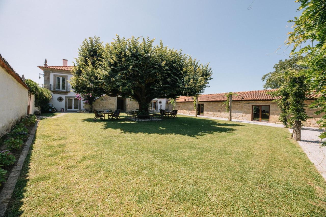 Linden Tree House A And B Caldelas Exterior foto